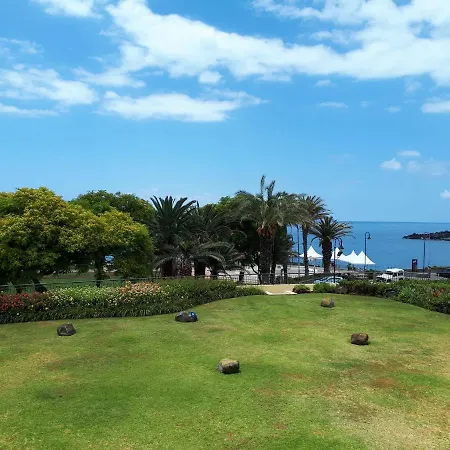 Two Bed Sea View Garden - Peaceful Luxury